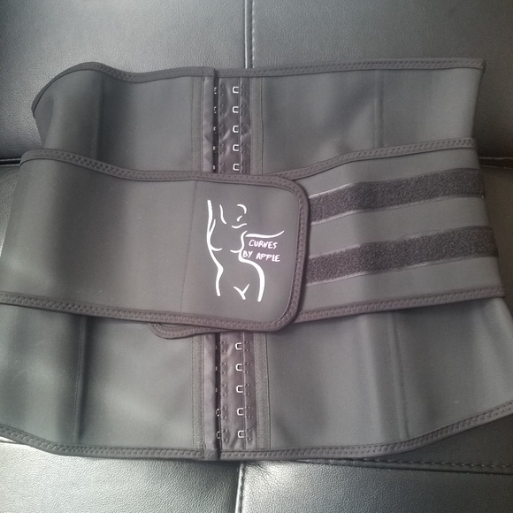 Women Waist Trainer ( exercise accessory) brand new all sizes available - Picture 3 of 5